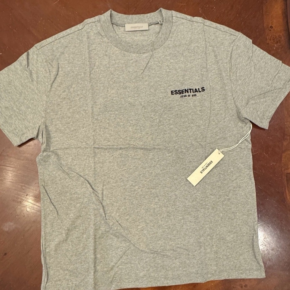 Fear of God Essential Dark Oatmeal Short Sleeve Tshirt Men’s Brand New Size XL